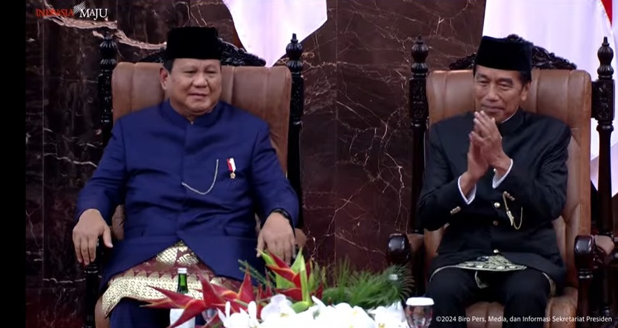 Prabowo Bertukar Kursi dengan Jokowi, Resmi Jadi Presiden